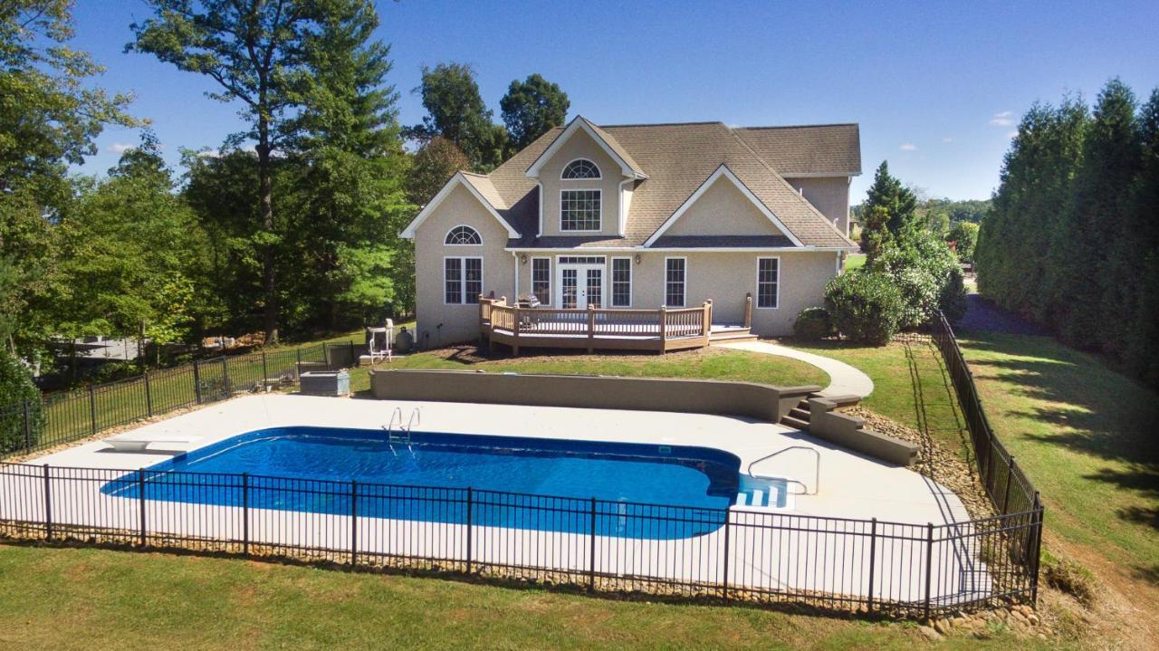 Luxurious House With Pool Near Asheville By Mighty Tree Properties Leicester Exterior photo